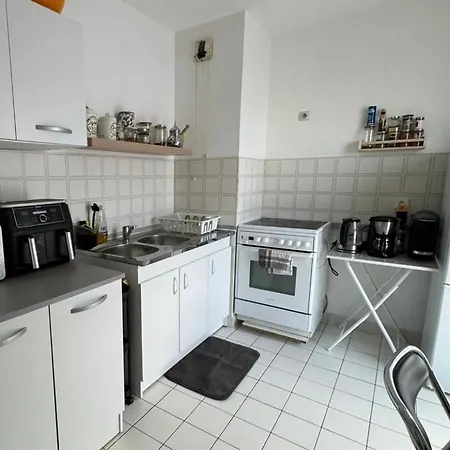 Bright With Terrace - 4 To 6 People Appartamento Saint-Cloud